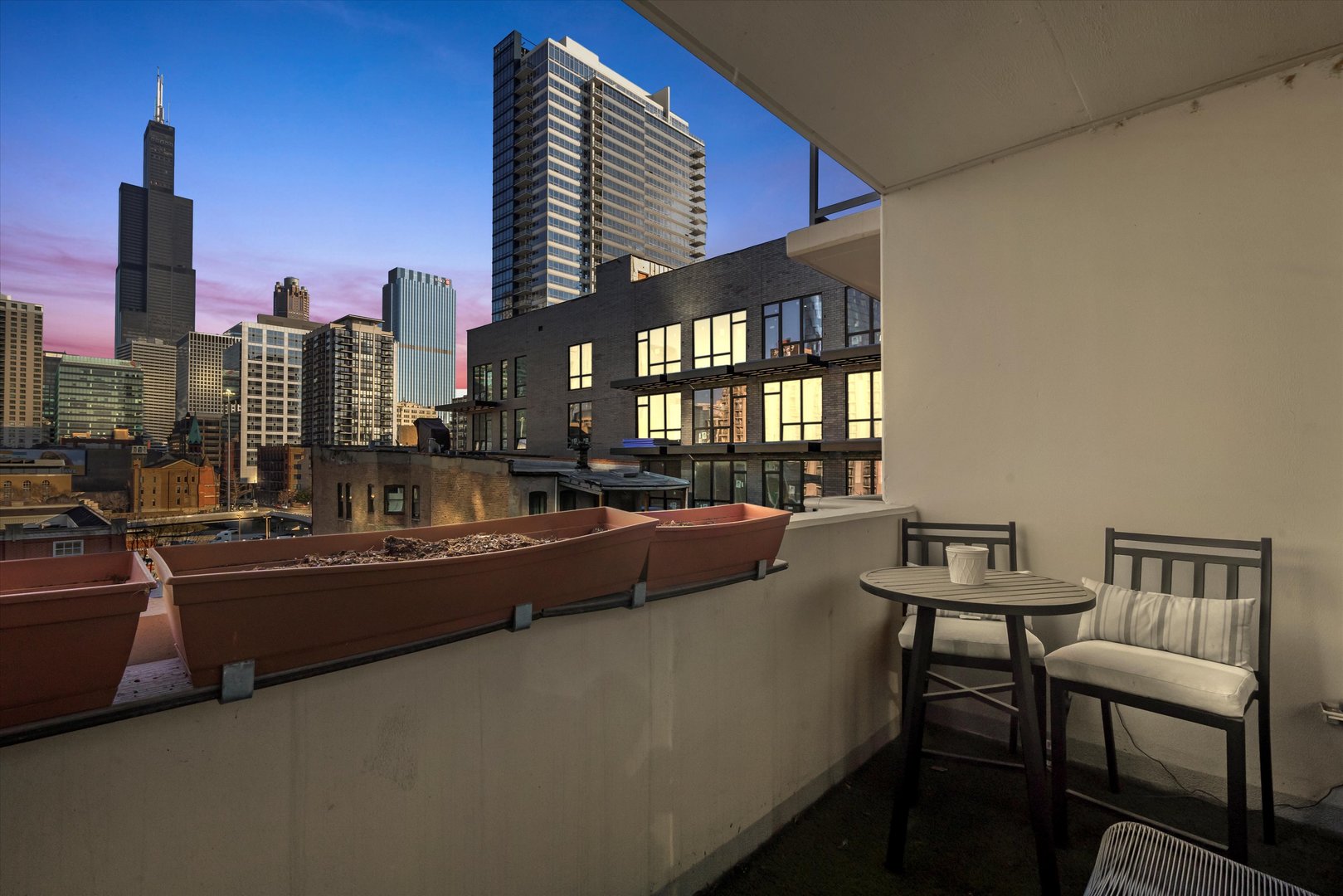 125 S Green Street Unit: 503A