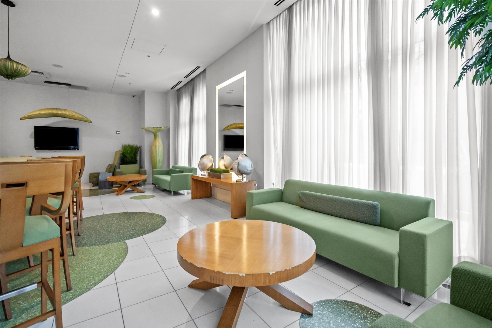 125 S Green Street Unit: 503A