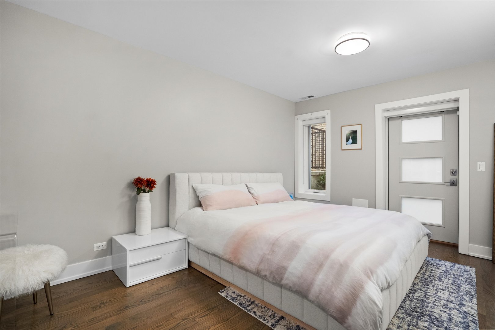 1718 W JULIAN Street Unit: 1S