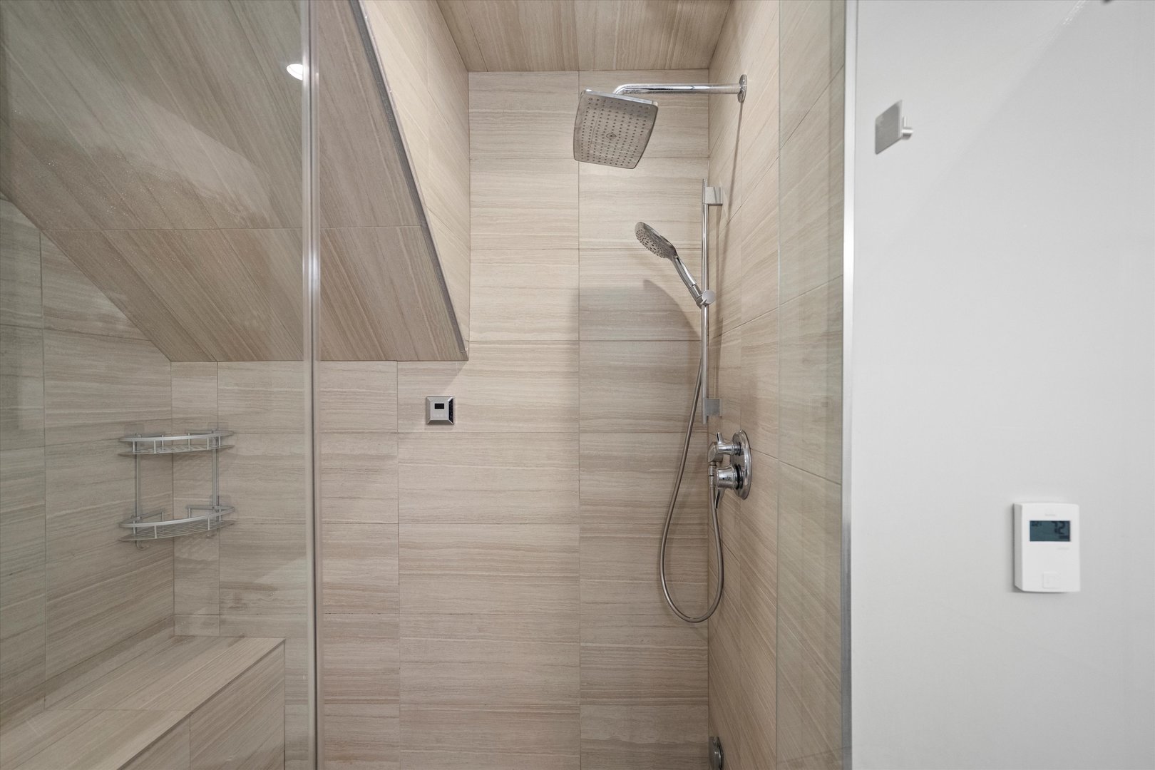 1718 W JULIAN Street Unit: 1S