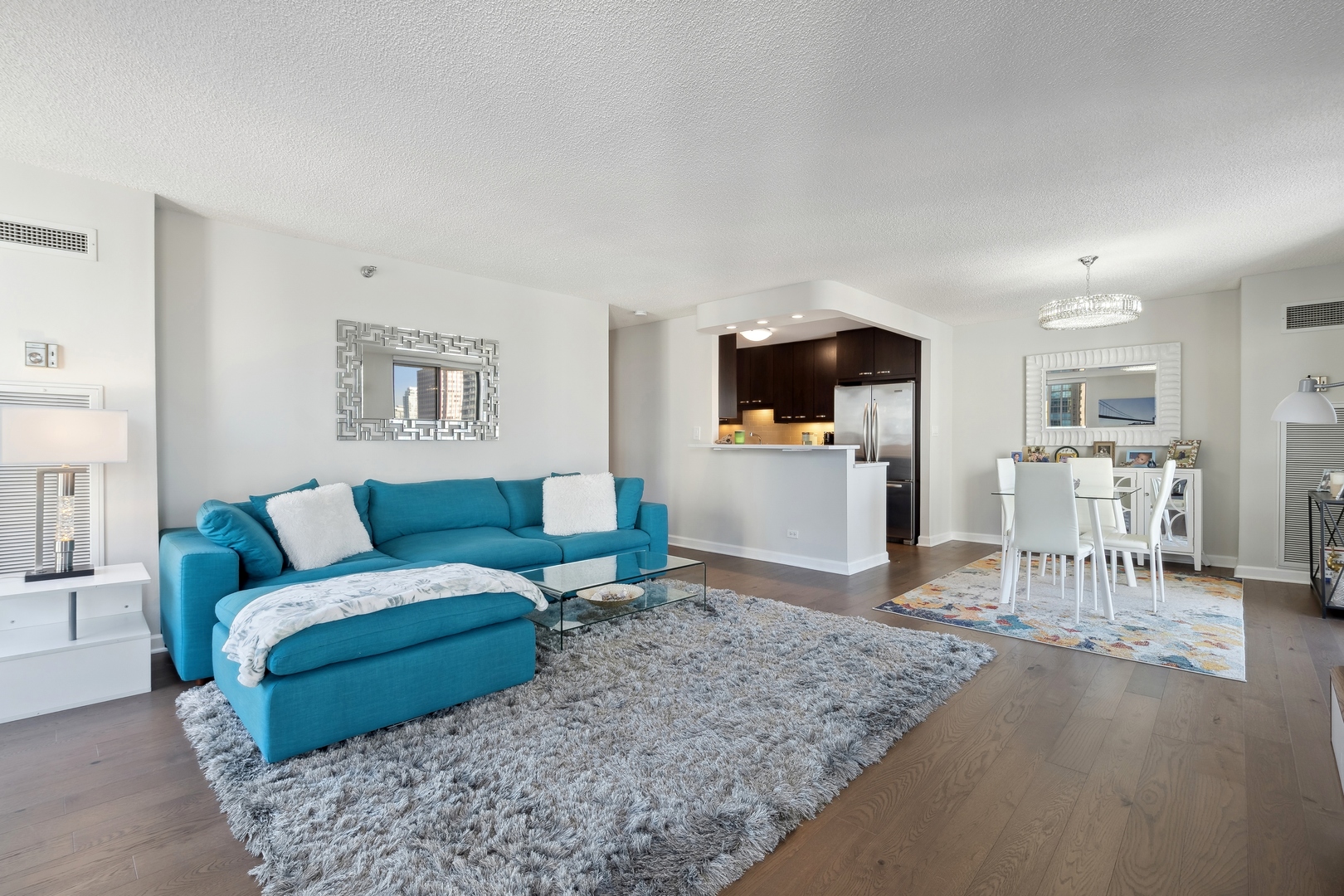 70 W Huron Street Unit: 2402