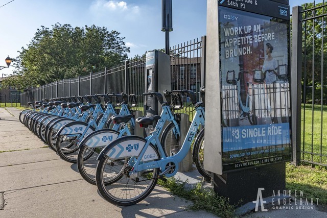 1111 W 14TH Place Unit: 322