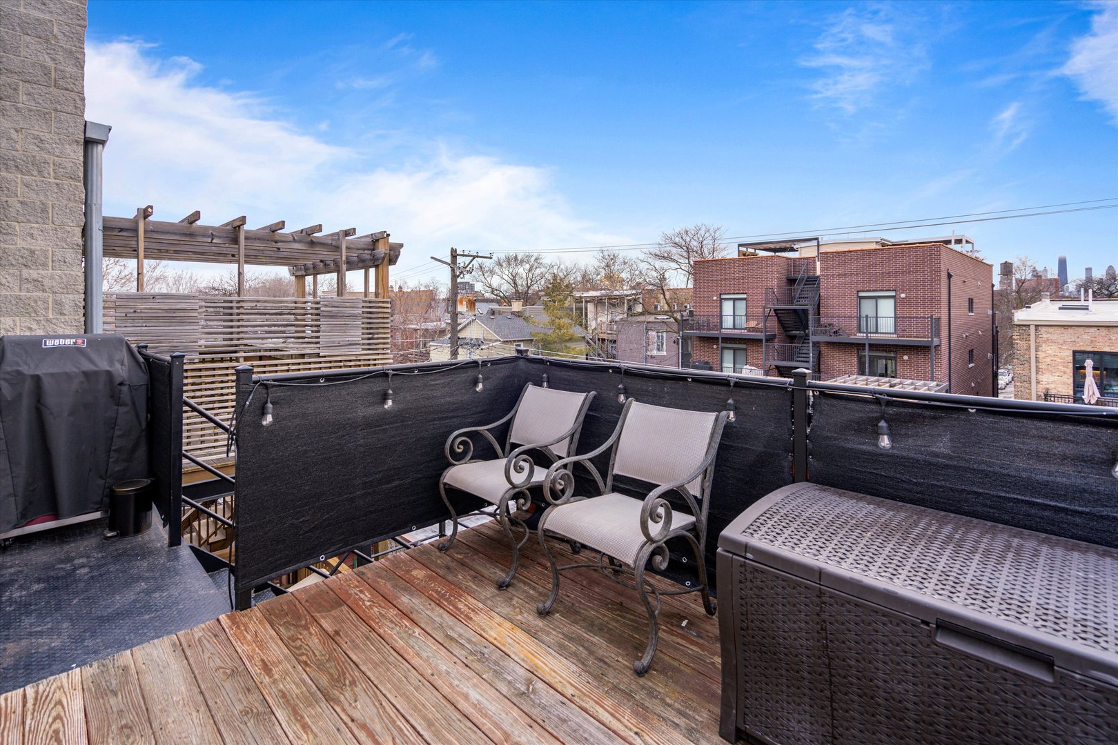 829 N Winchester Avenue Unit: 3