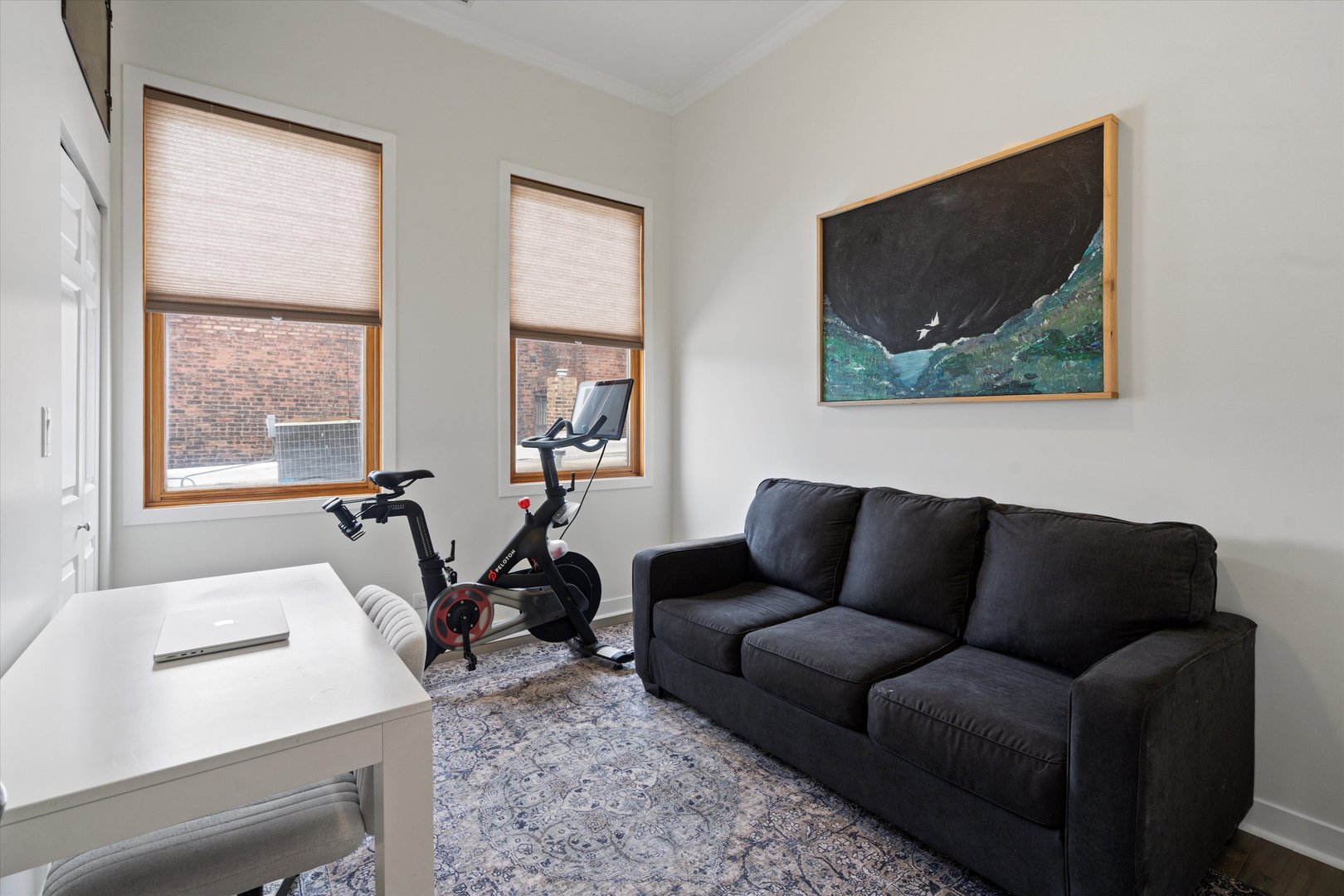 829 N Winchester Avenue Unit: 3