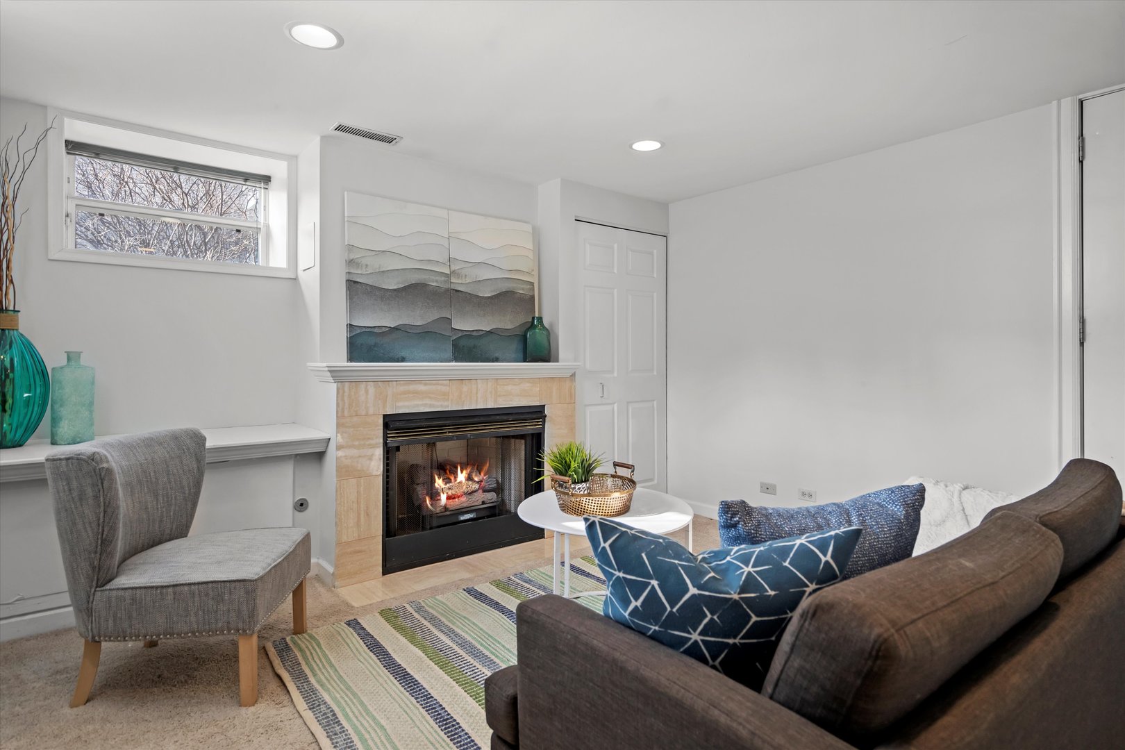 1110 W Wellington Avenue Unit: 1