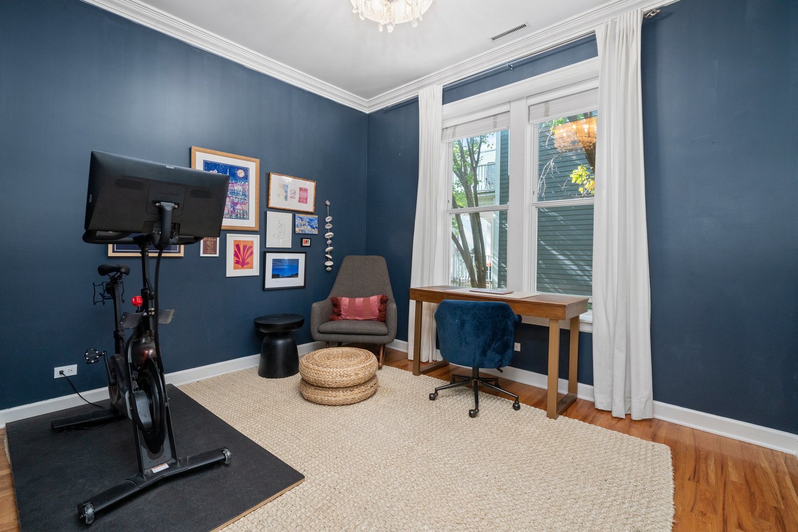 1110 W Wellington Avenue Unit: 1