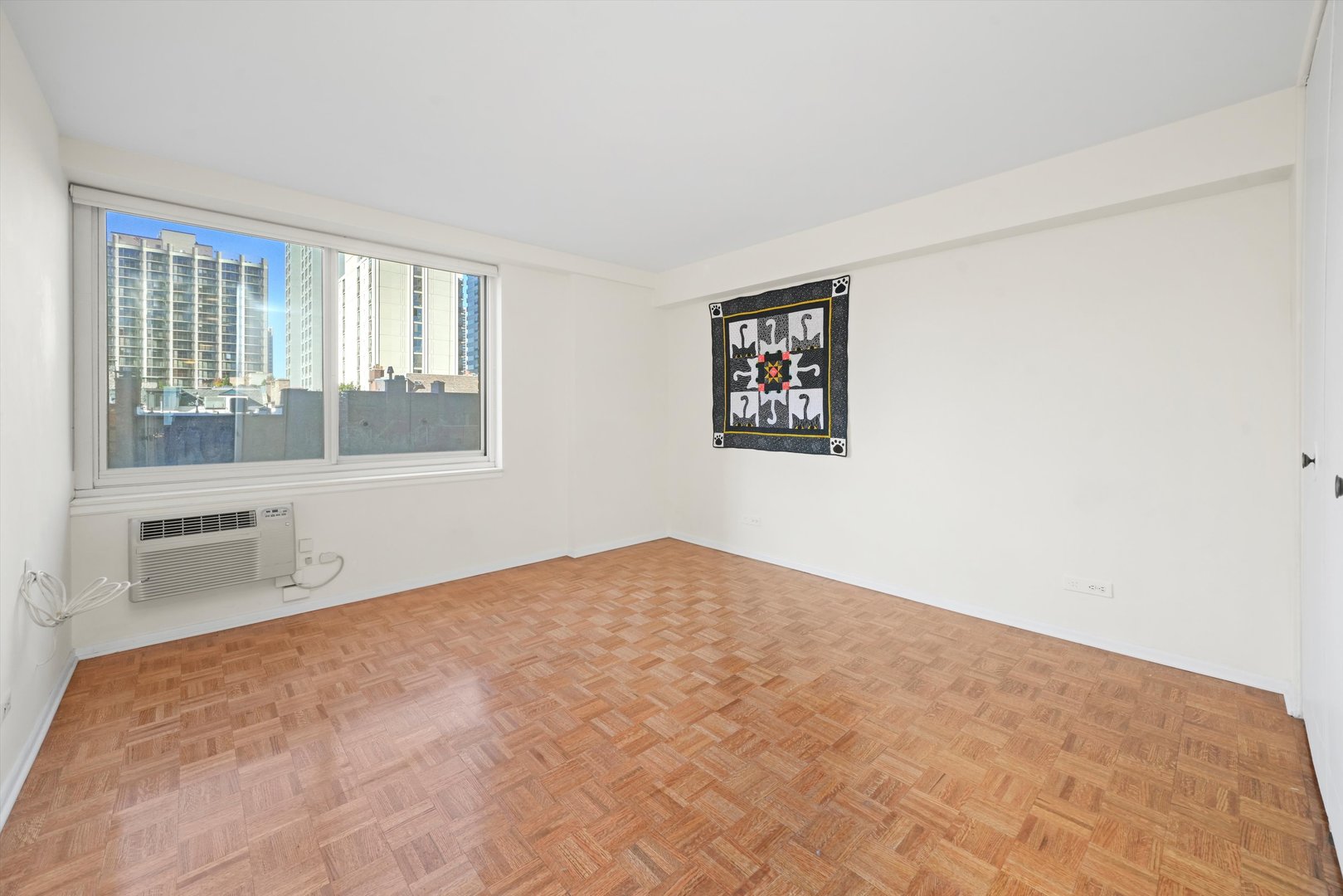 1440 N Lake Shore Drive Unit: 5E