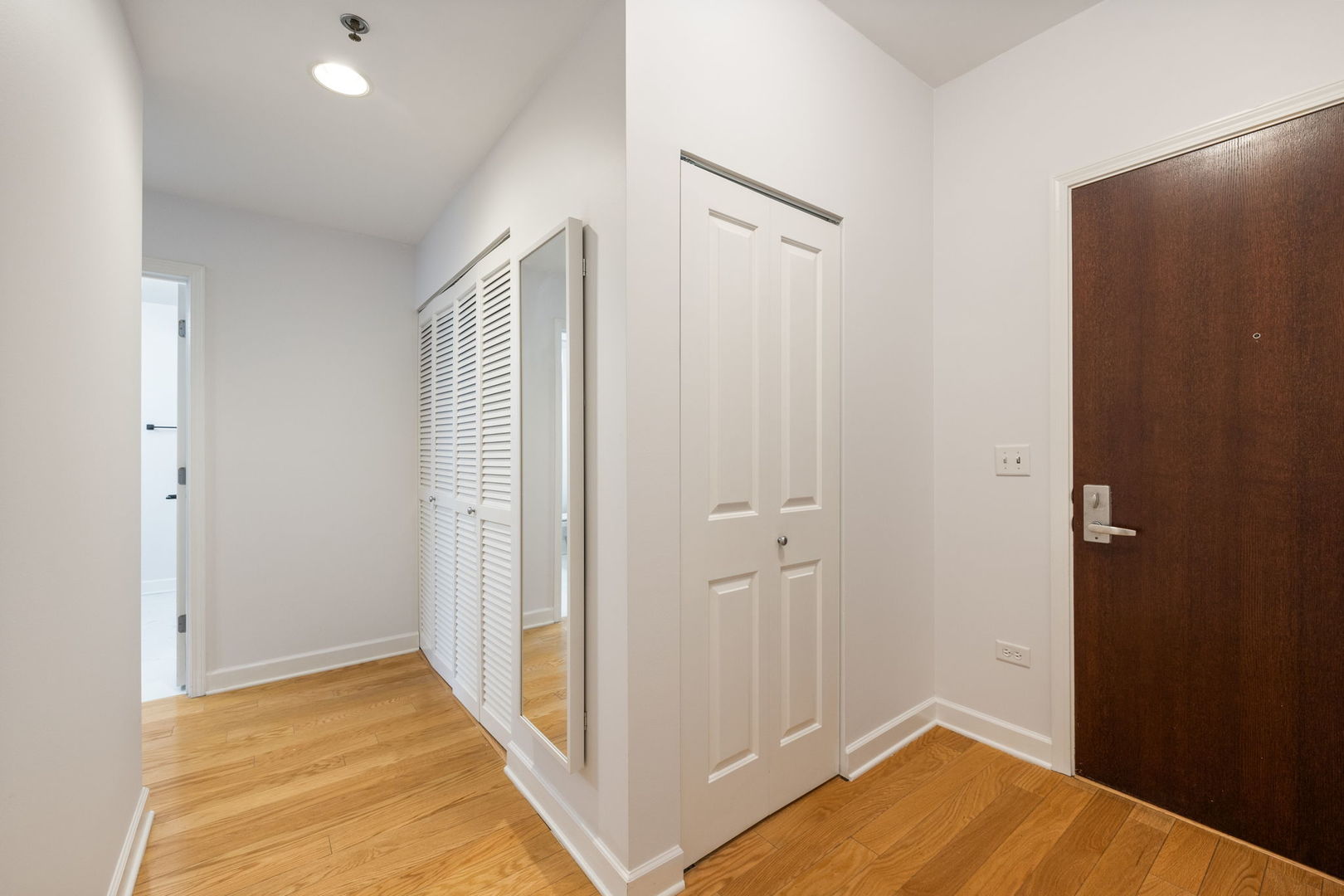 1400 S Michigan Avenue Unit: 1502