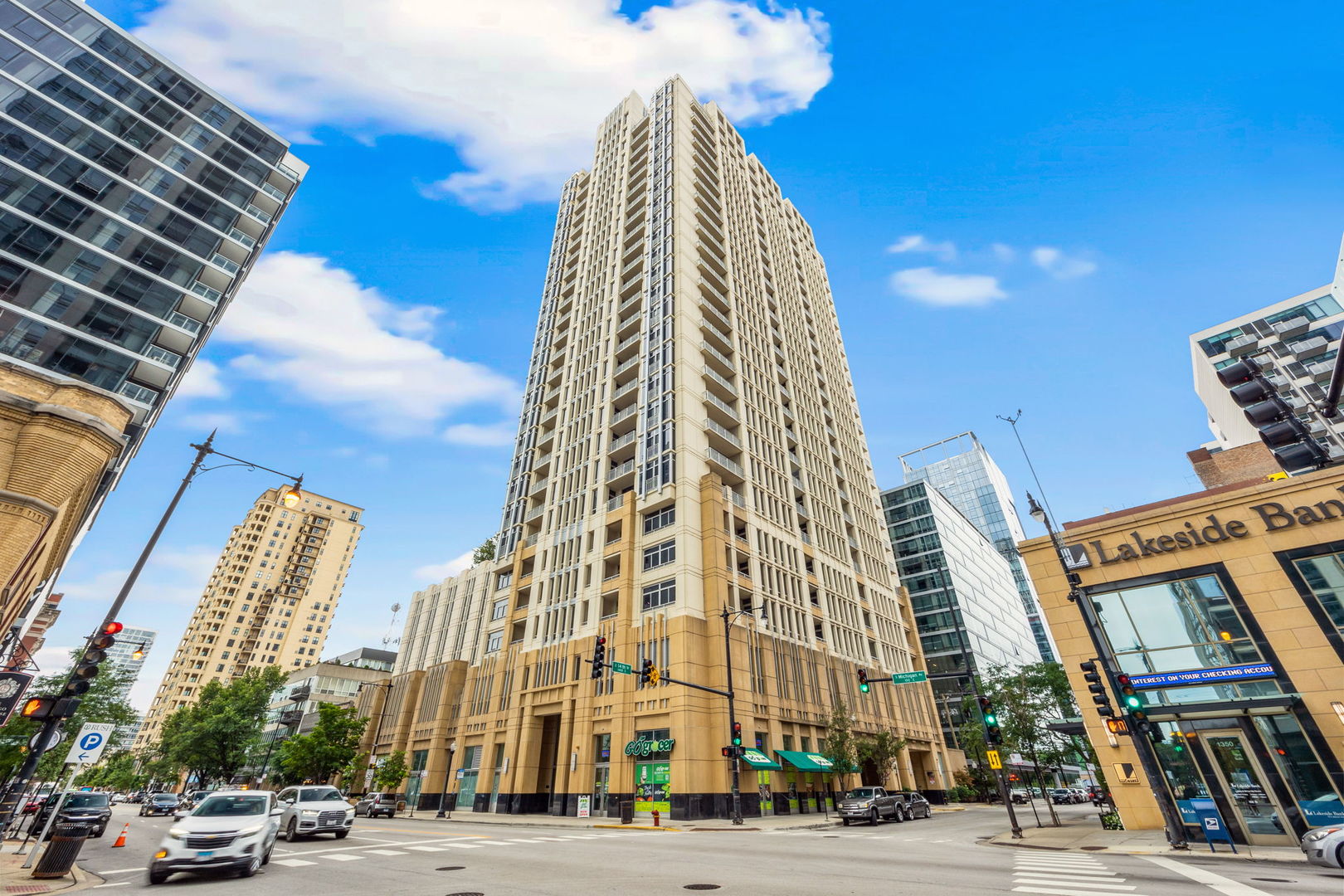 1400 S Michigan Avenue Unit: 1502