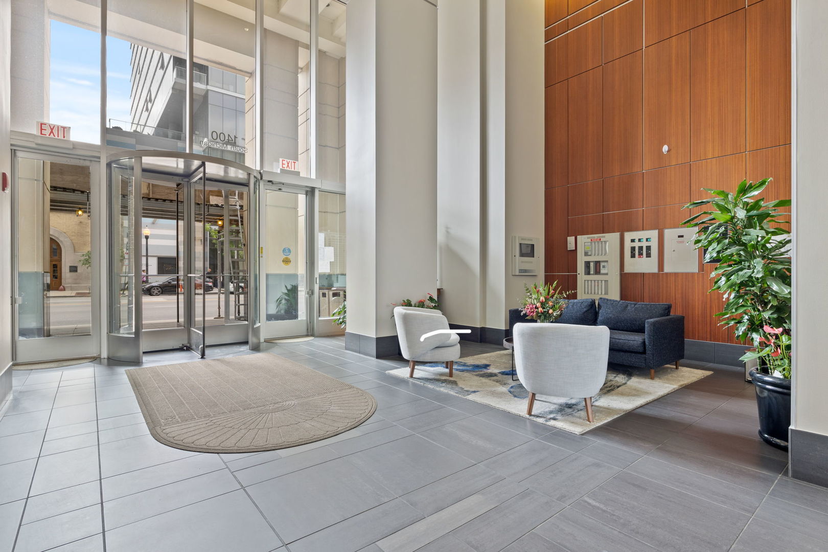 1400 S Michigan Avenue Unit: 1502