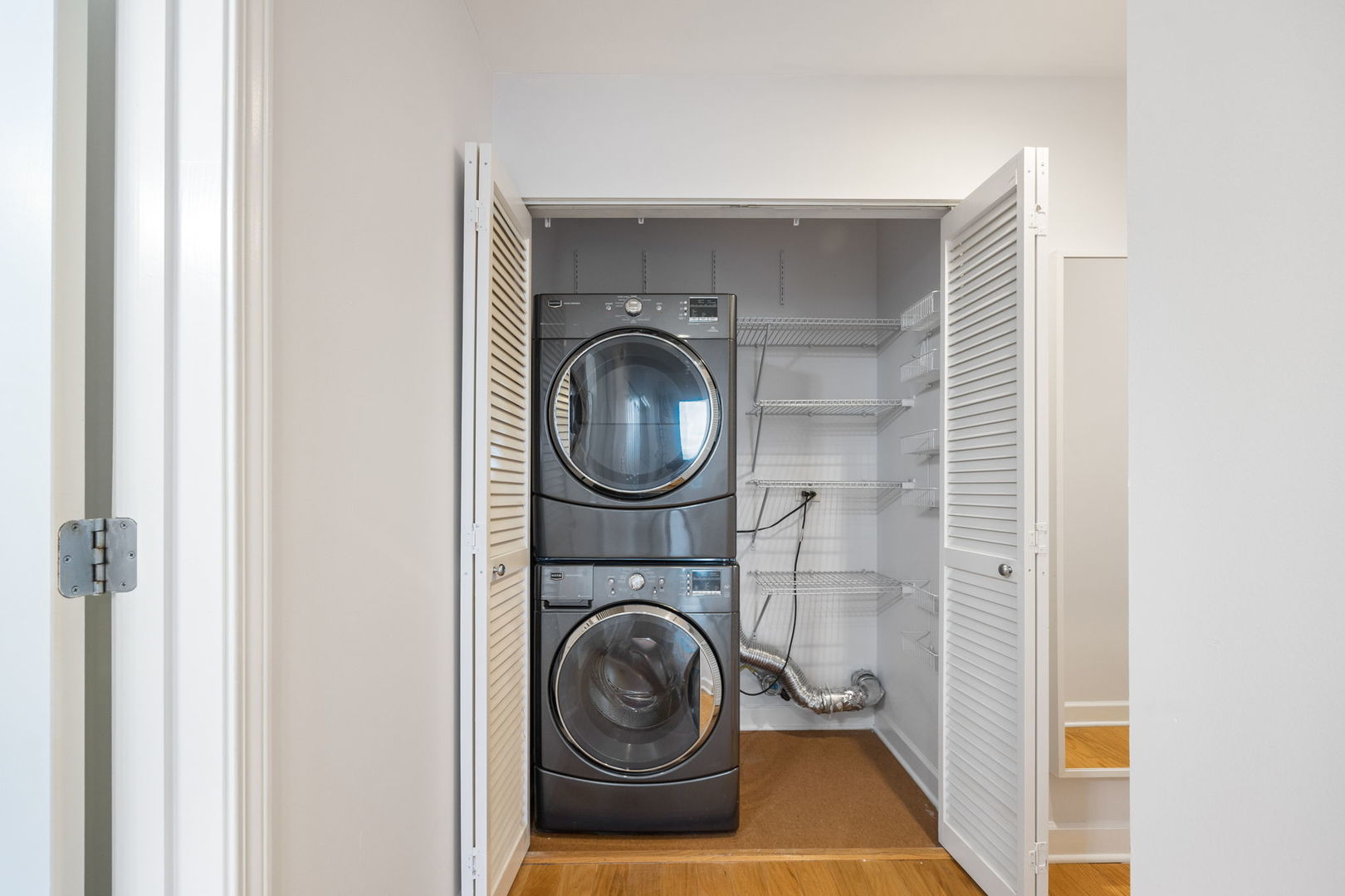 1400 S Michigan Avenue Unit: 1502