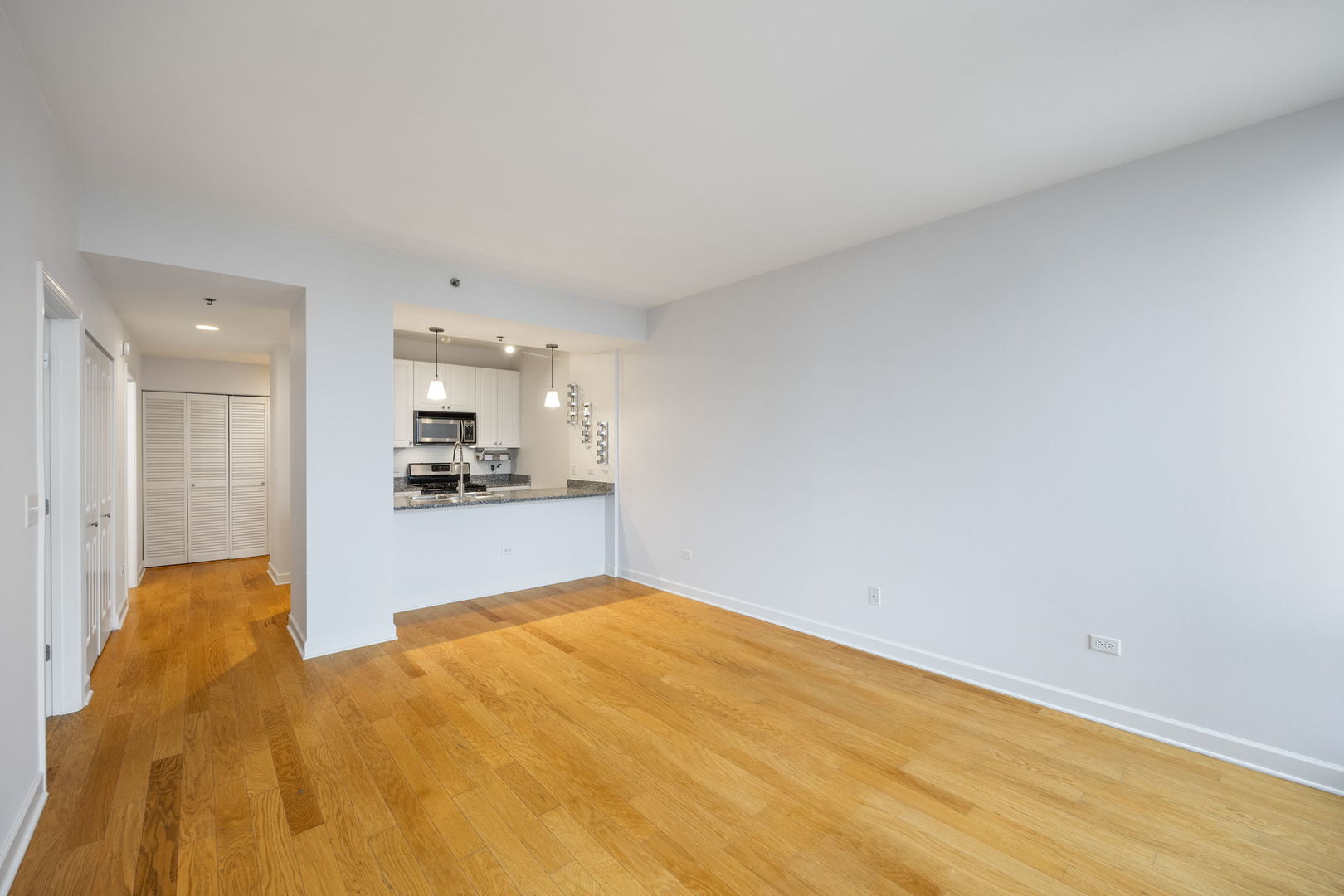 1400 S Michigan Avenue Unit: 1502