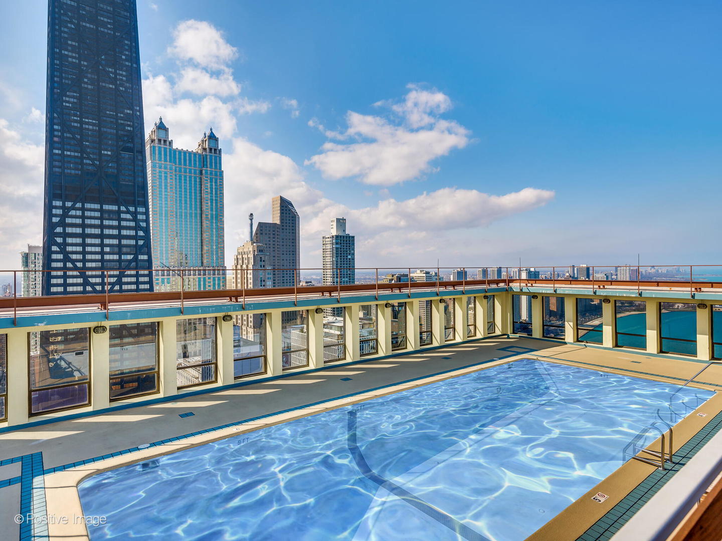 260 E Chestnut Street Unit: 2907