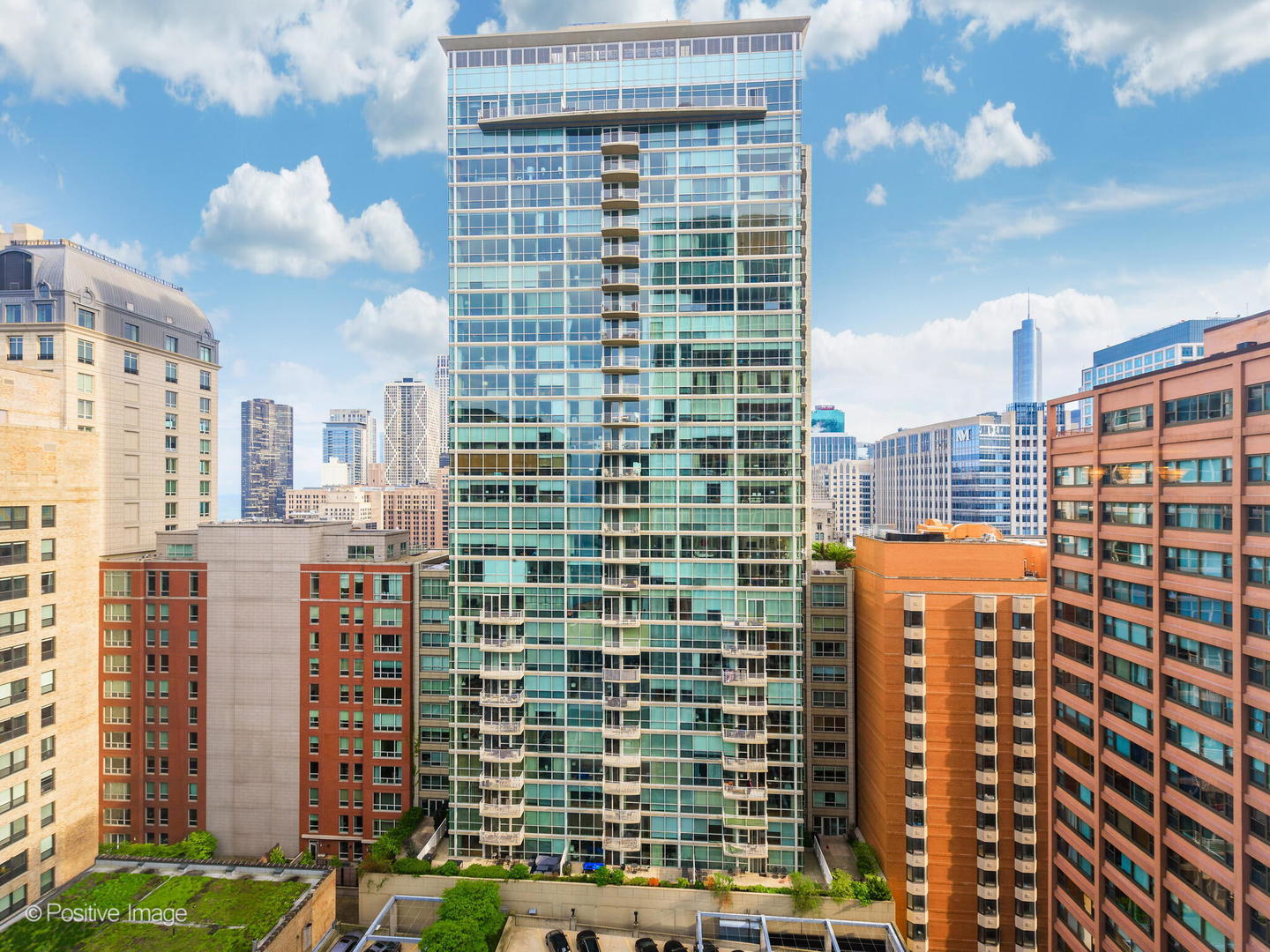 260 E Chestnut Street Unit: 2907