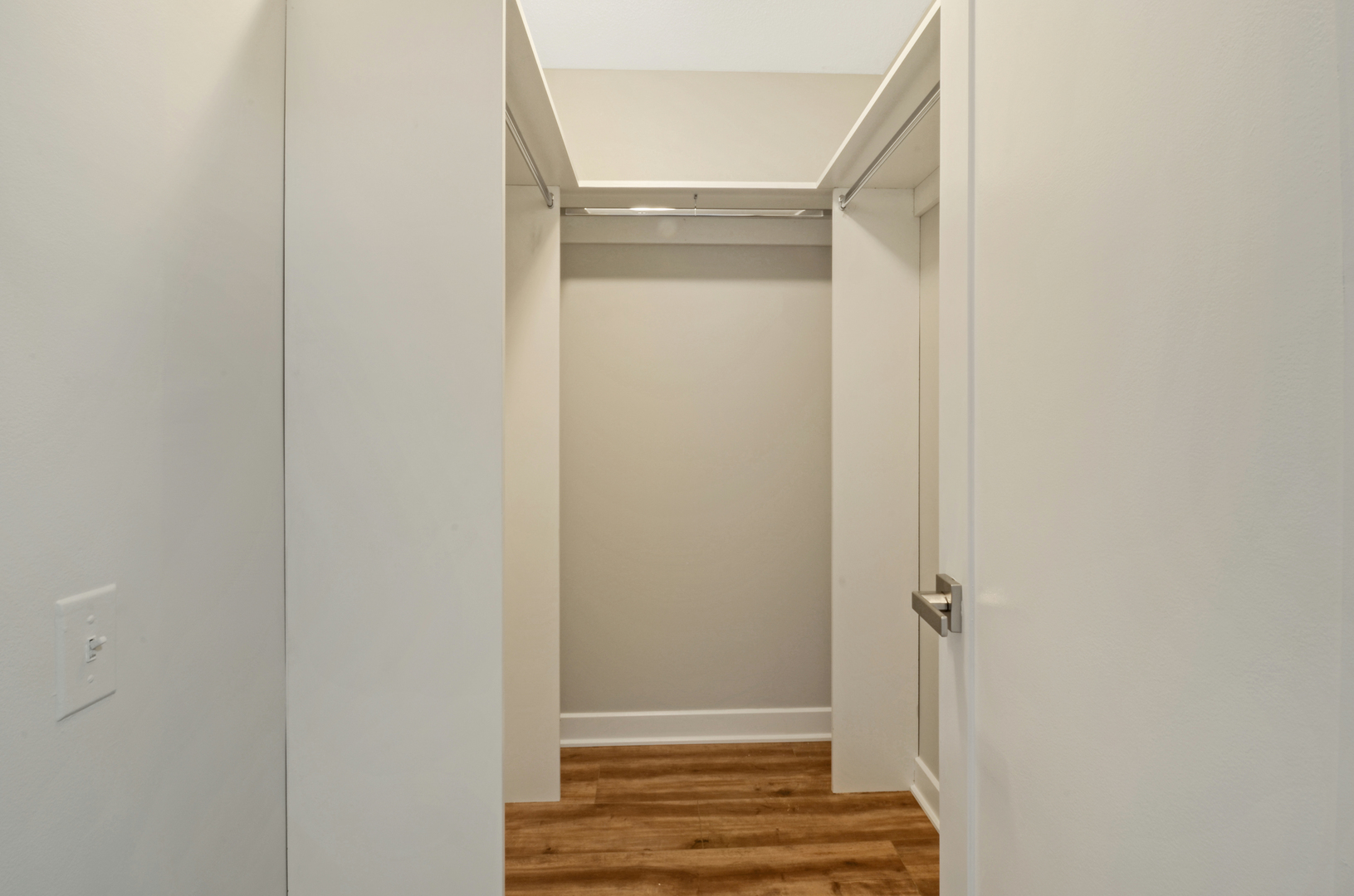 405 N WABASH Avenue Unit: 1114