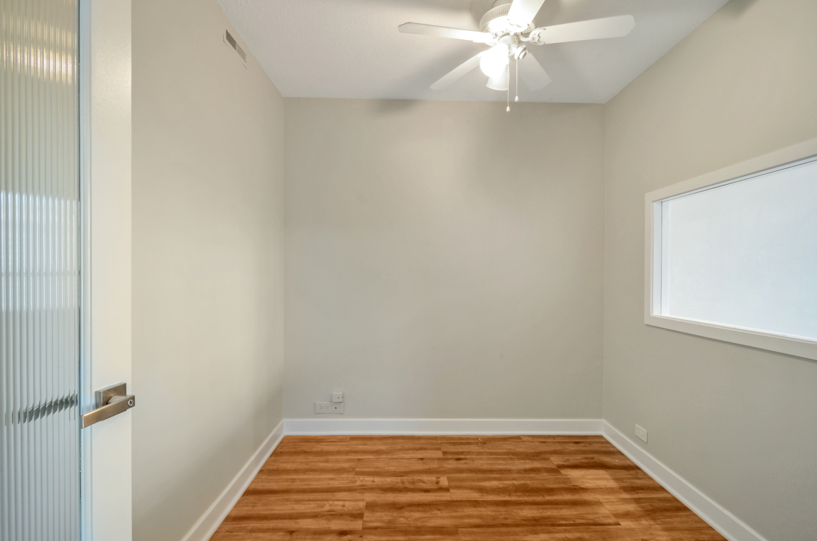 405 N WABASH Avenue Unit: 1114