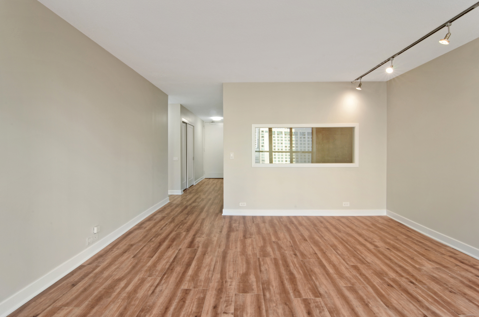 405 N WABASH Avenue Unit: 1114