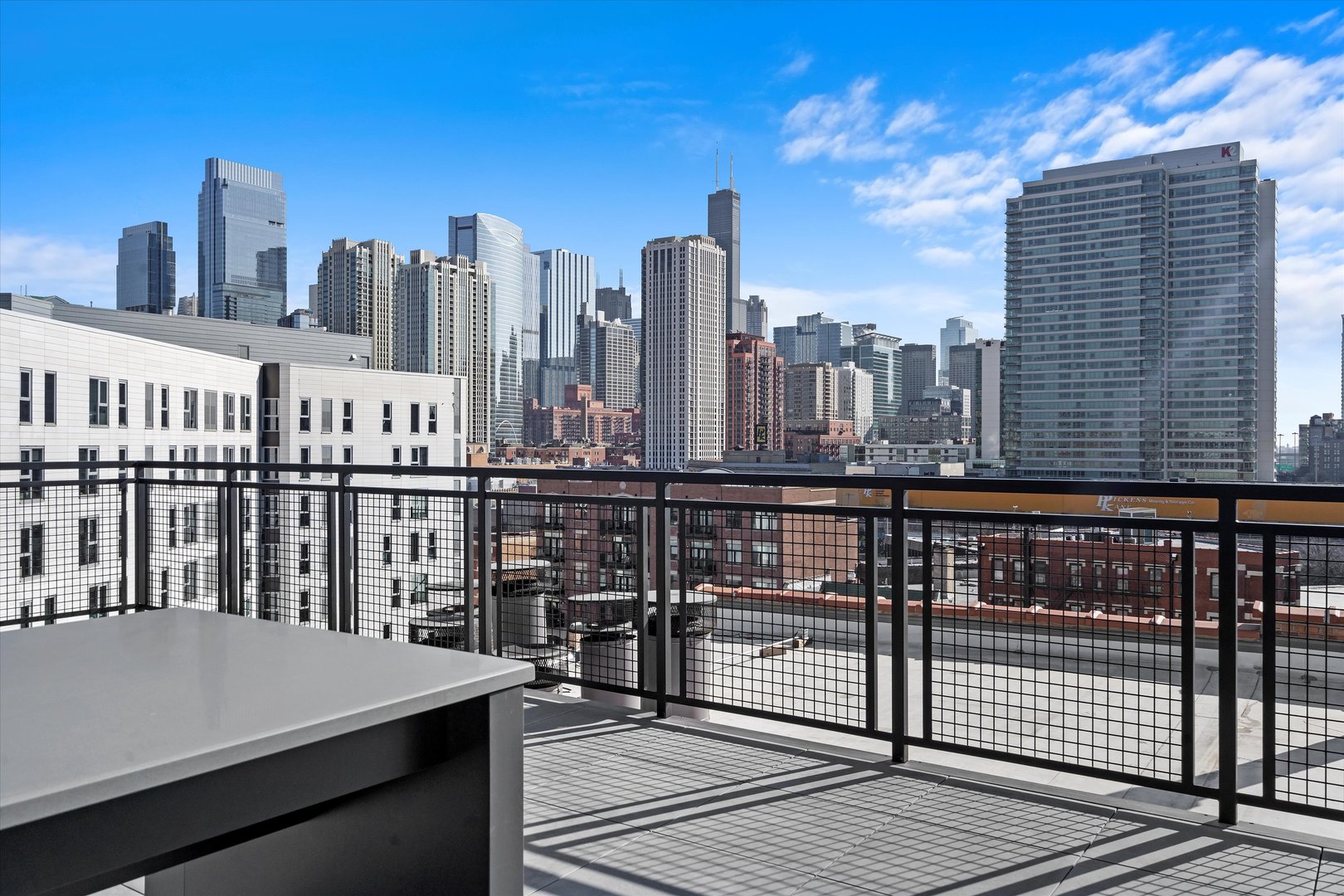 525 N Halsted Street Unit: 305