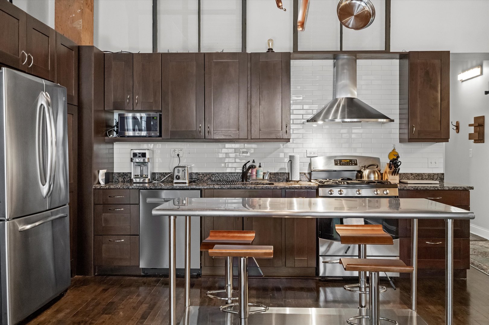 525 N Halsted Street Unit: 305