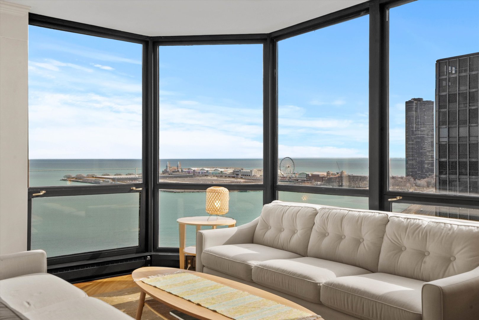 990 N LAKE SHORE Drive Unit: 24A