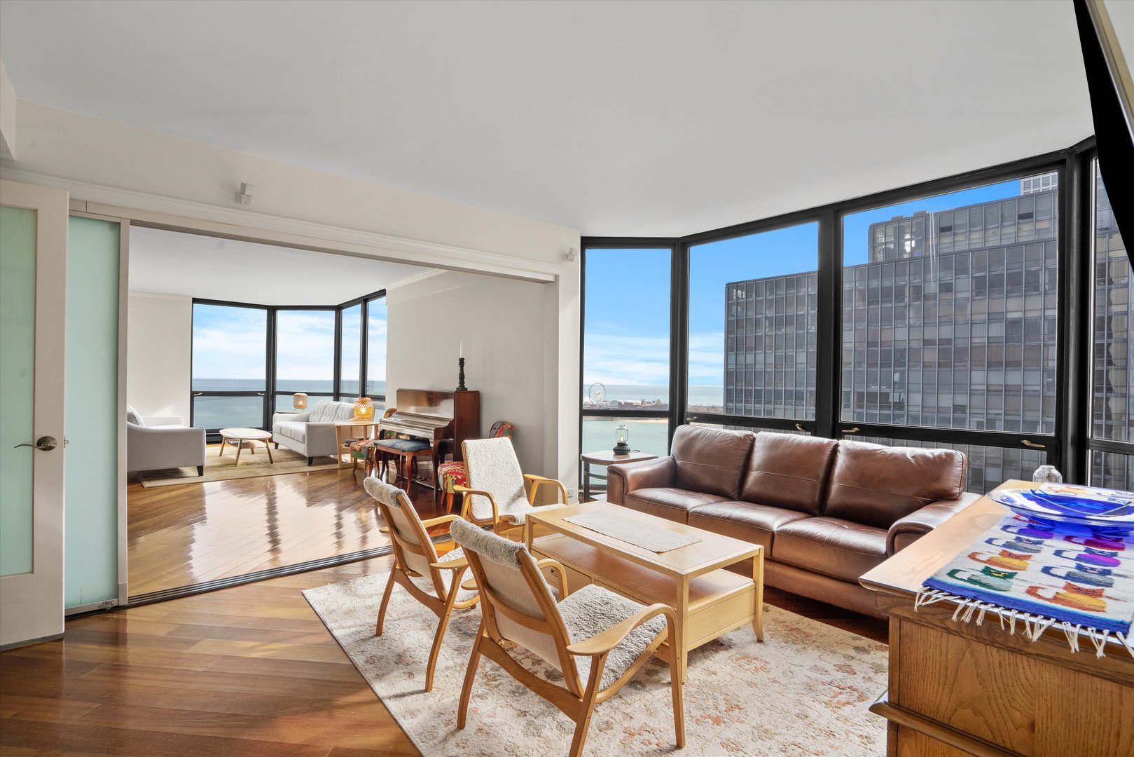 990 N LAKE SHORE Drive Unit: 24A