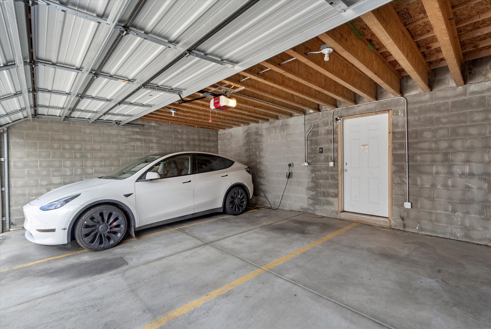 1732 N California Avenue Unit: 3