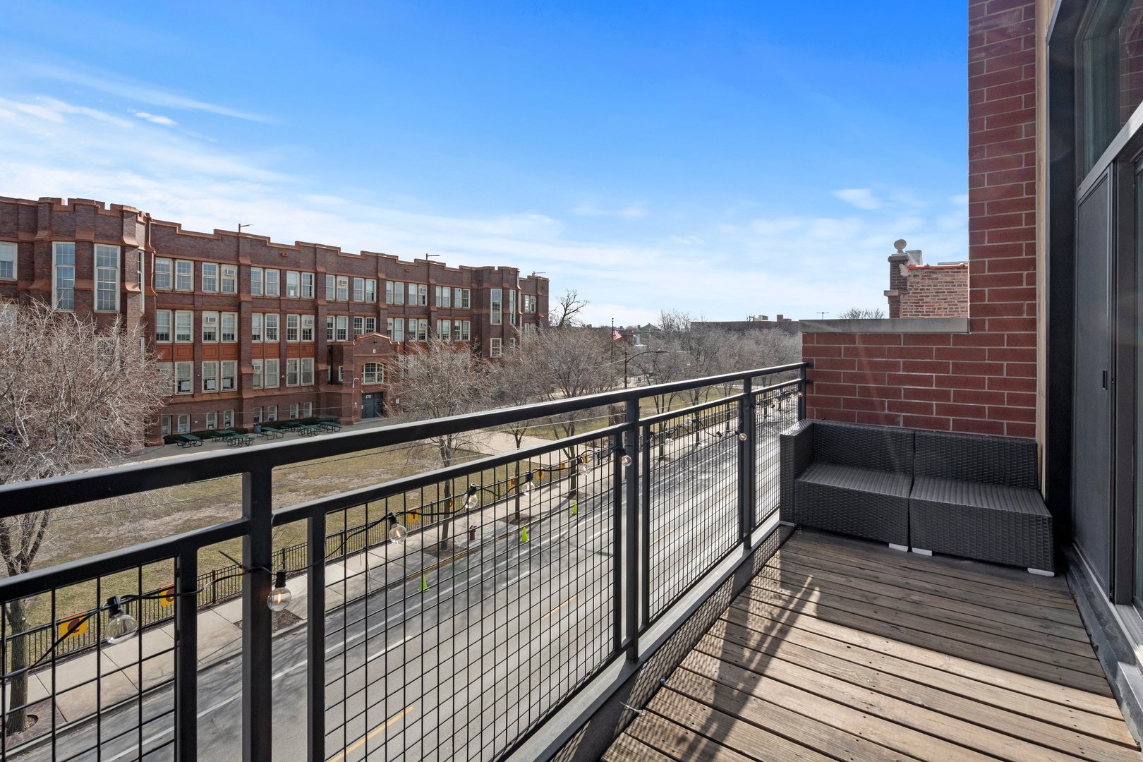 1732 N California Avenue Unit: 3