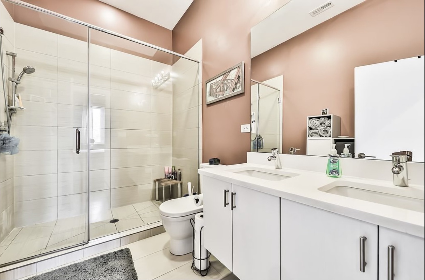 1732 N California Avenue Unit: 3