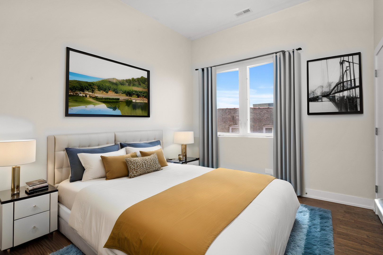 1732 N California Avenue Unit: 3