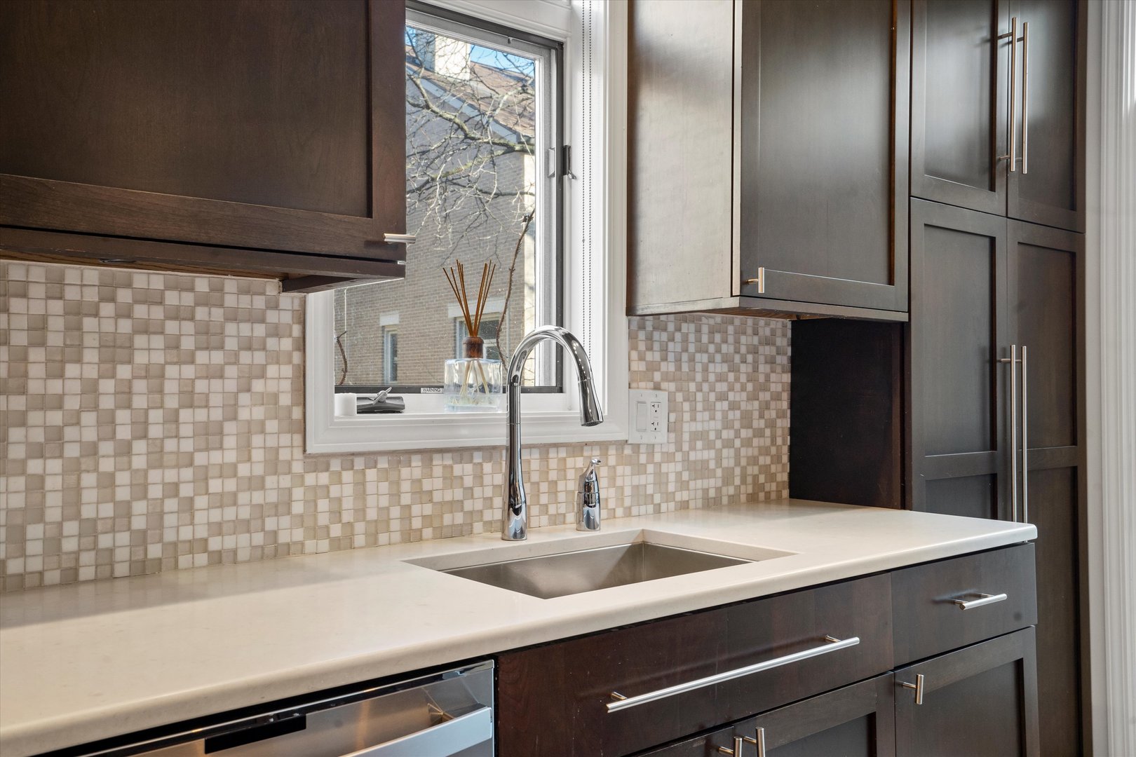 2733 N Greenview Avenue Unit: B