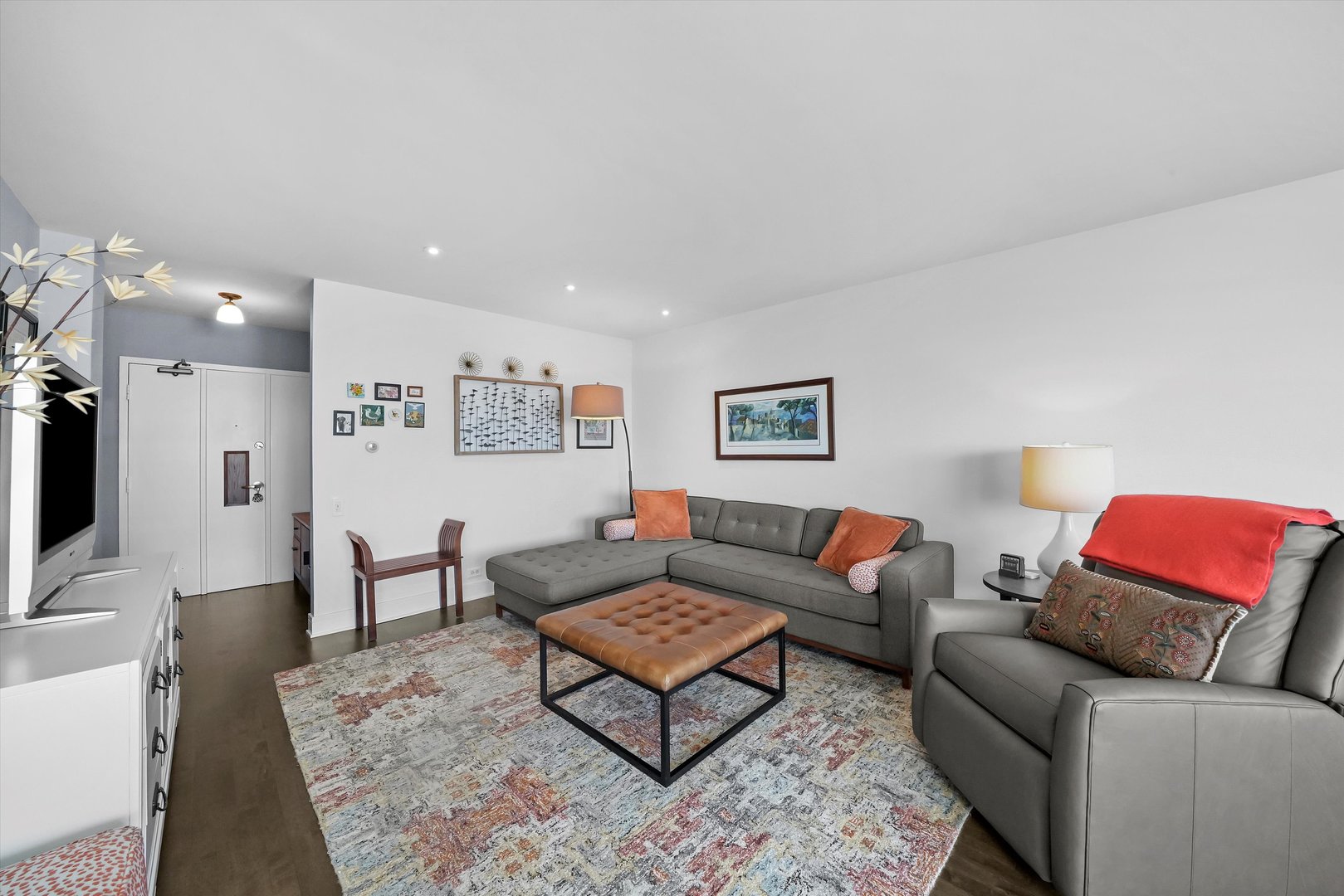 4170 N Marine Drive Unit: 24D