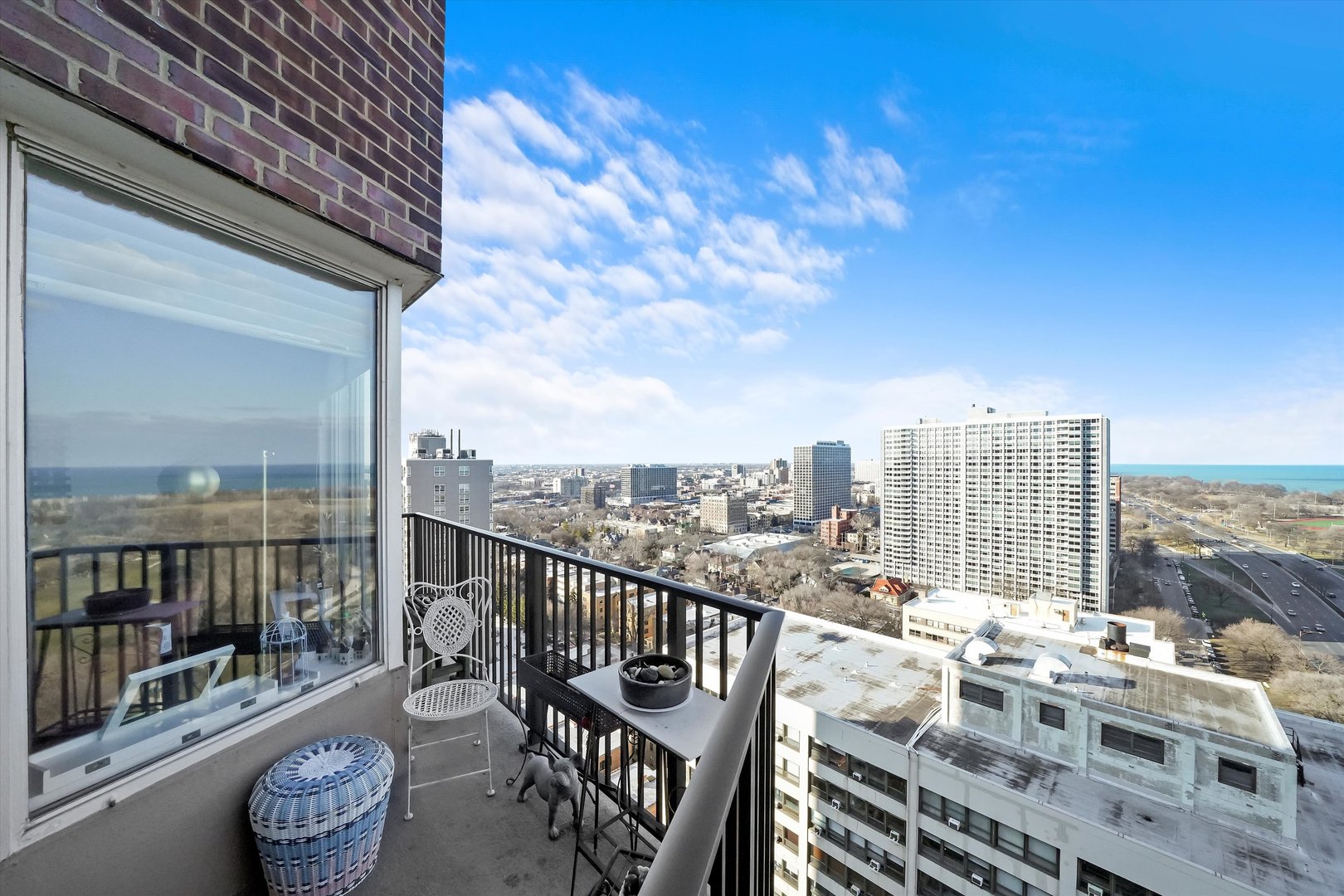 4170 N Marine Drive Unit: 24D