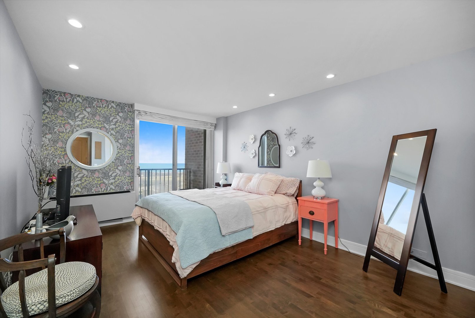 4170 N Marine Drive Unit: 24D