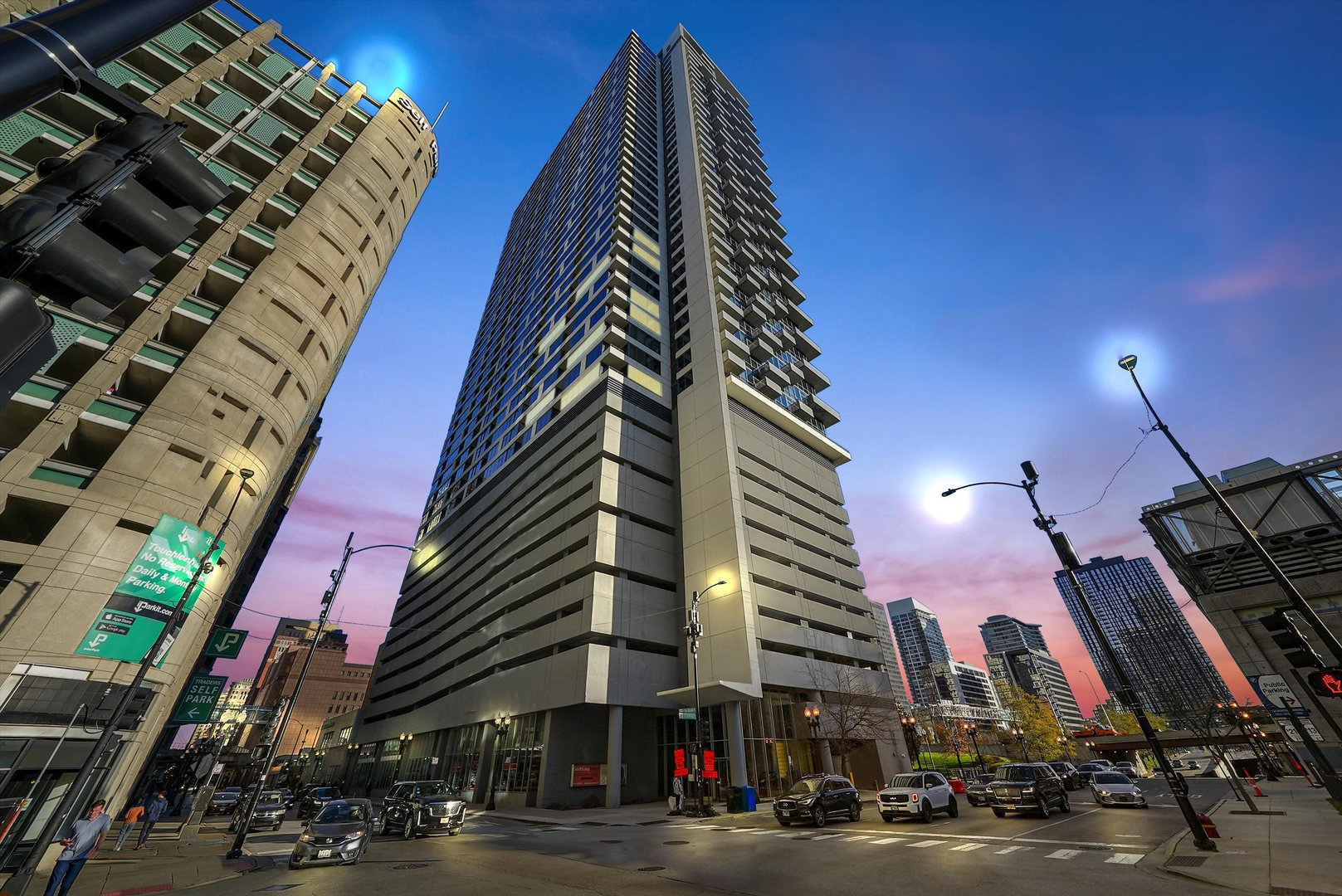 235 W VAN BUREN Street Unit: 3522