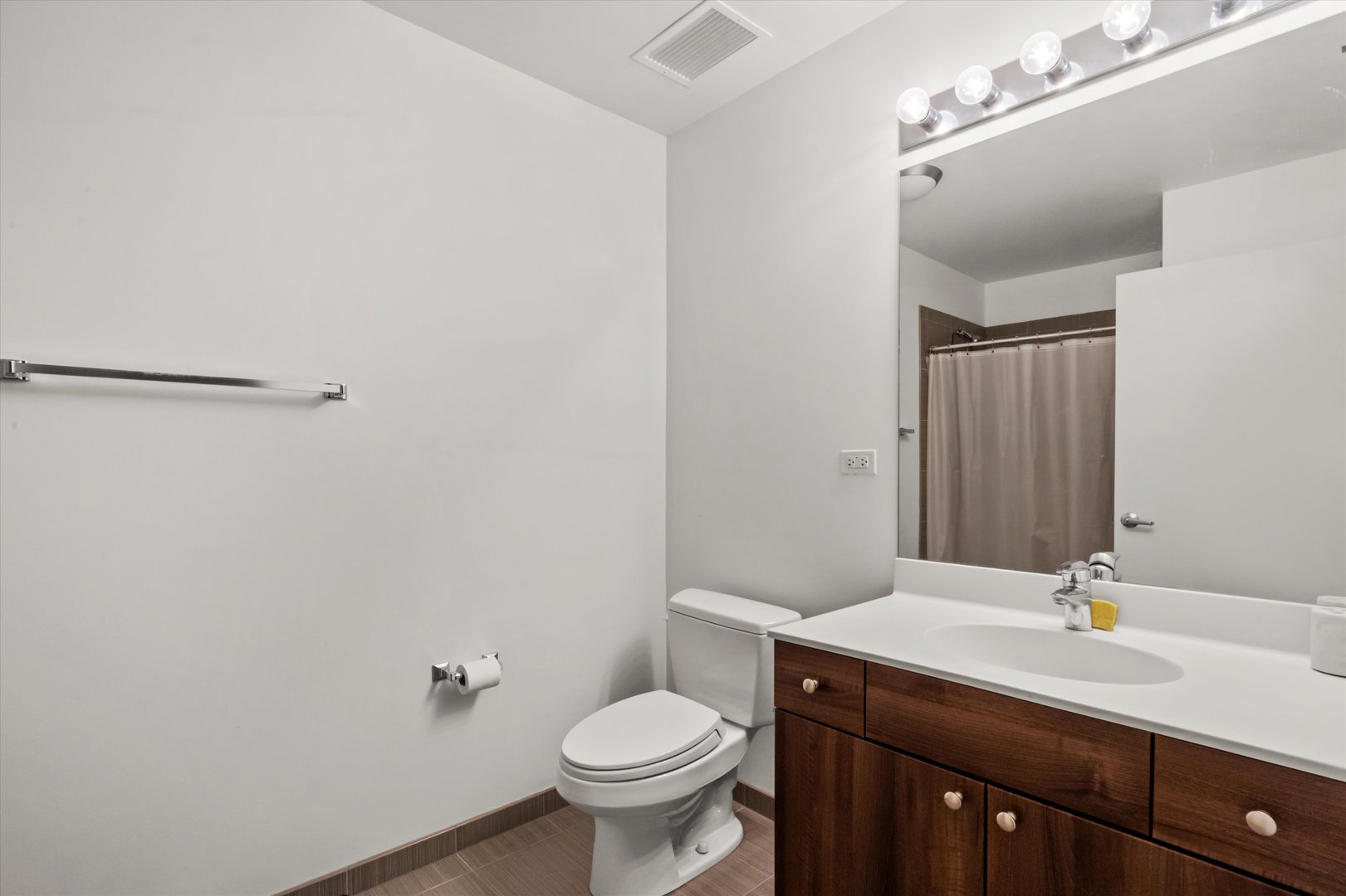 235 W VAN BUREN Street Unit: 3522