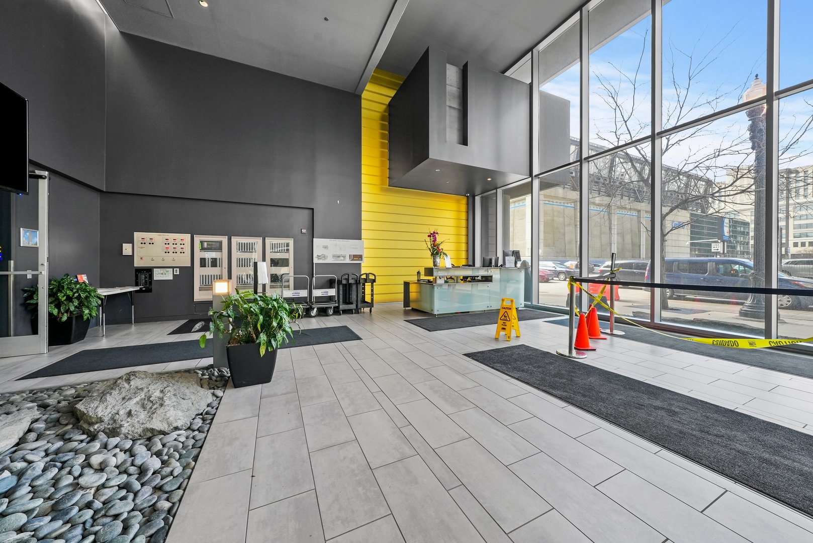 235 W VAN BUREN Street Unit: 3522