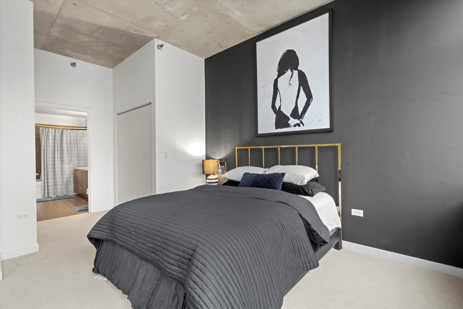 235 W VAN BUREN Street Unit: 3522
