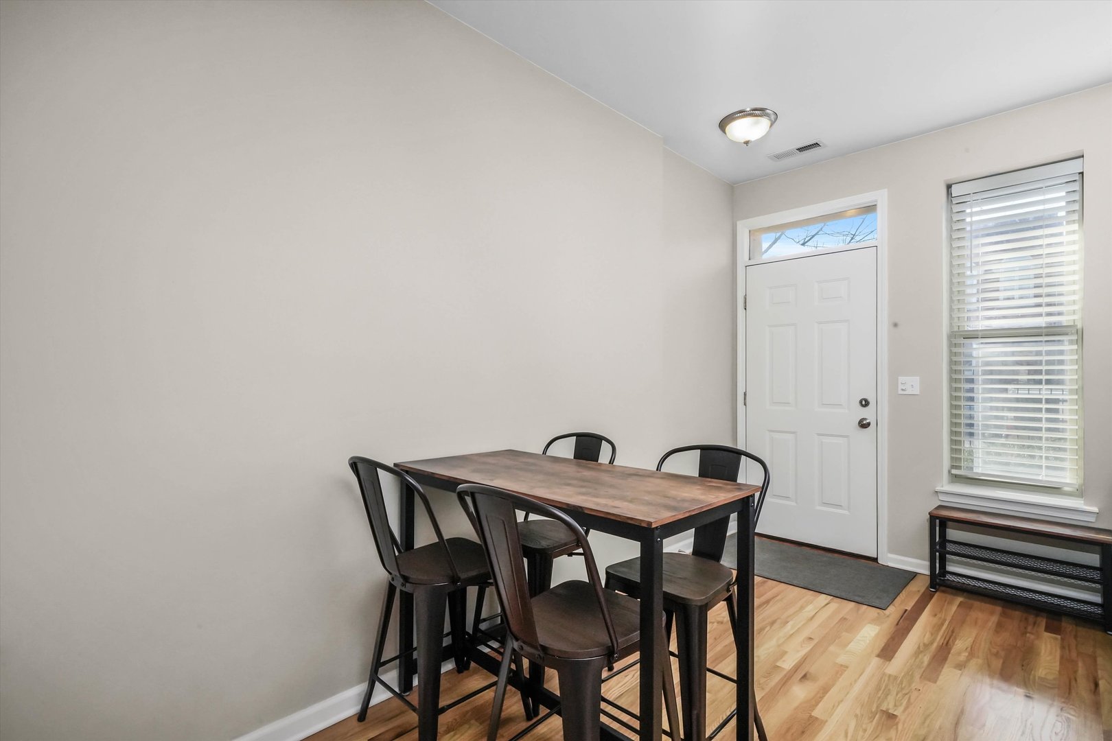 2518 W Flournoy Street Unit: 1