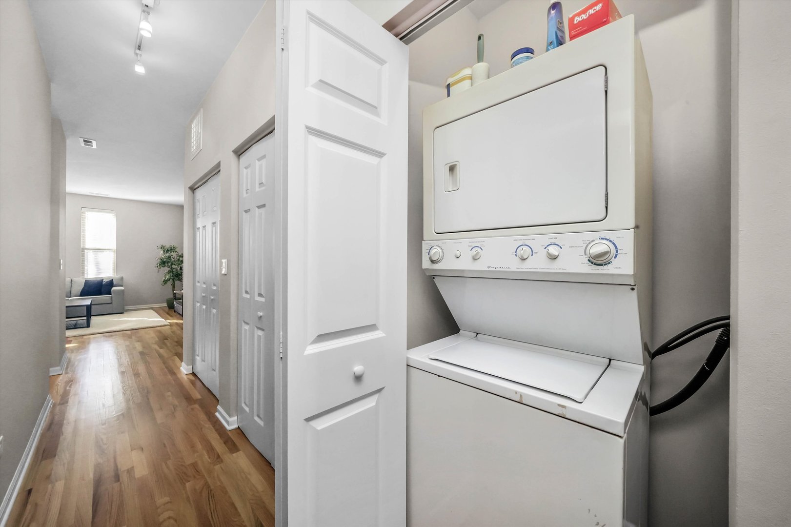 2518 W Flournoy Street Unit: 1