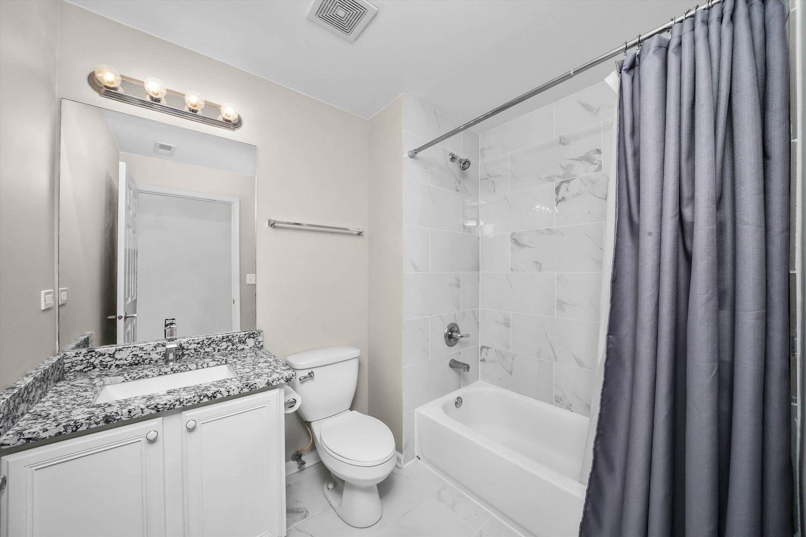 2518 W Flournoy Street Unit: 1