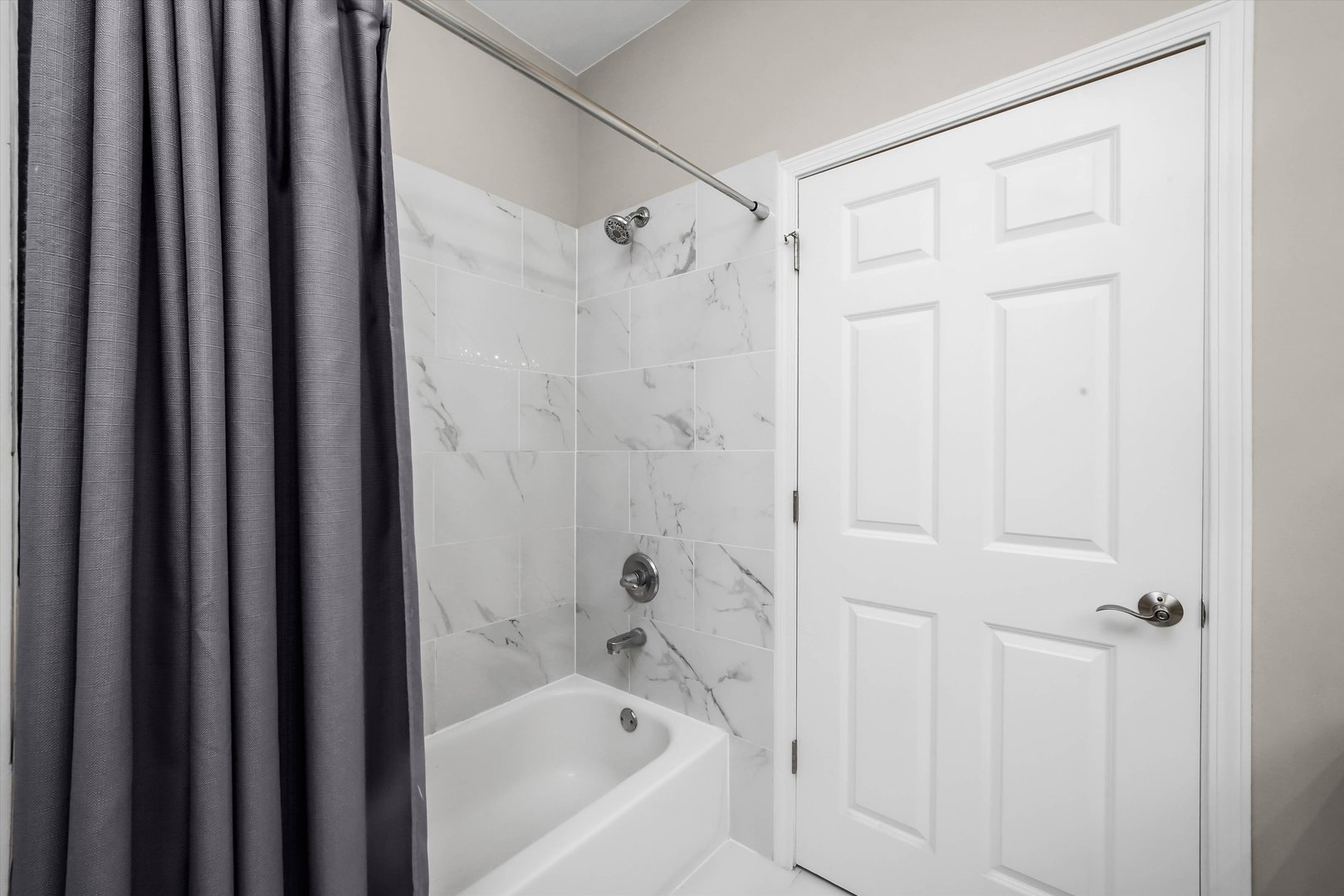 2518 W Flournoy Street Unit: 1