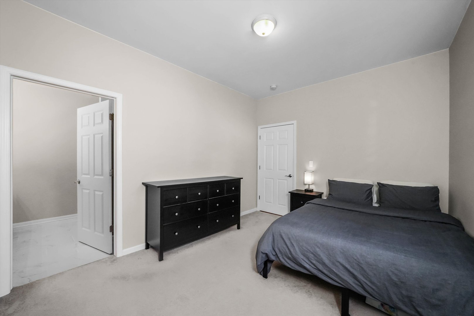2518 W Flournoy Street Unit: 1