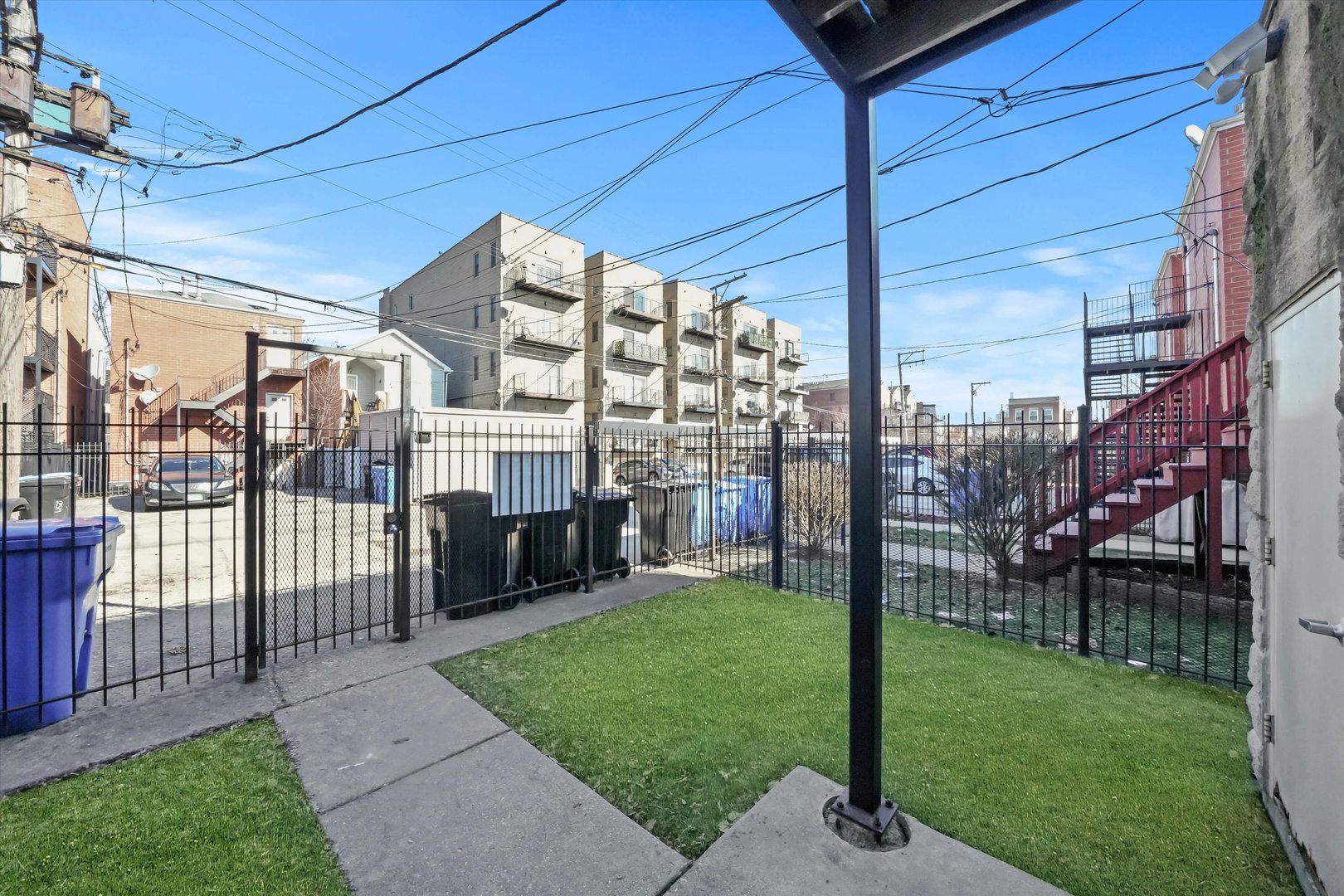 2518 W Flournoy Street Unit: 1