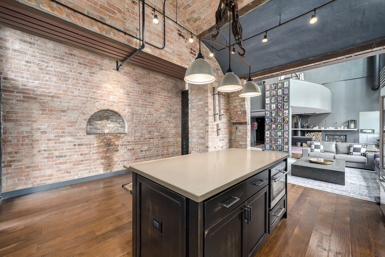 1000 W Washington Boulevard Unit: 505