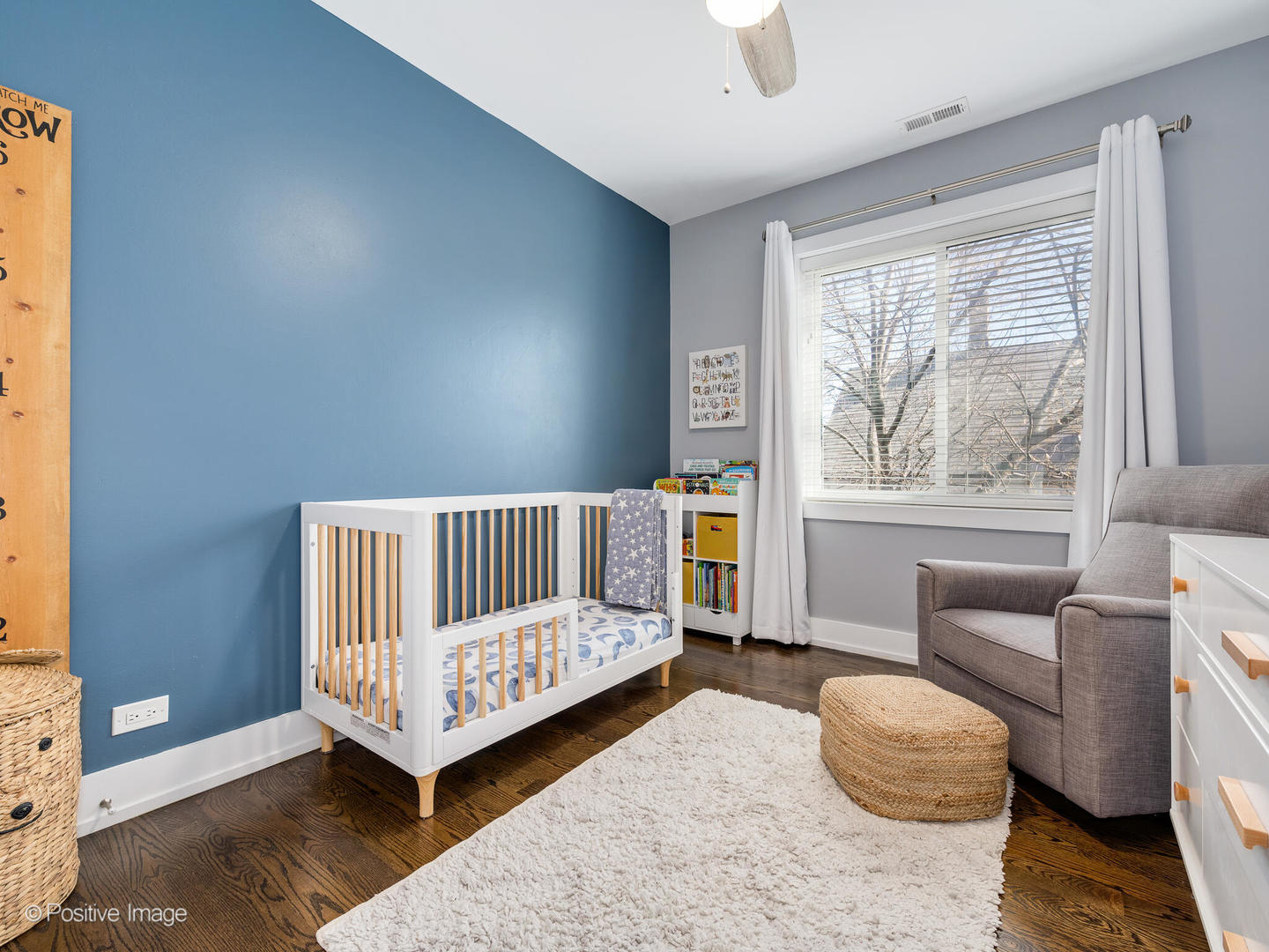 722 W 17th Place Unit: 2E