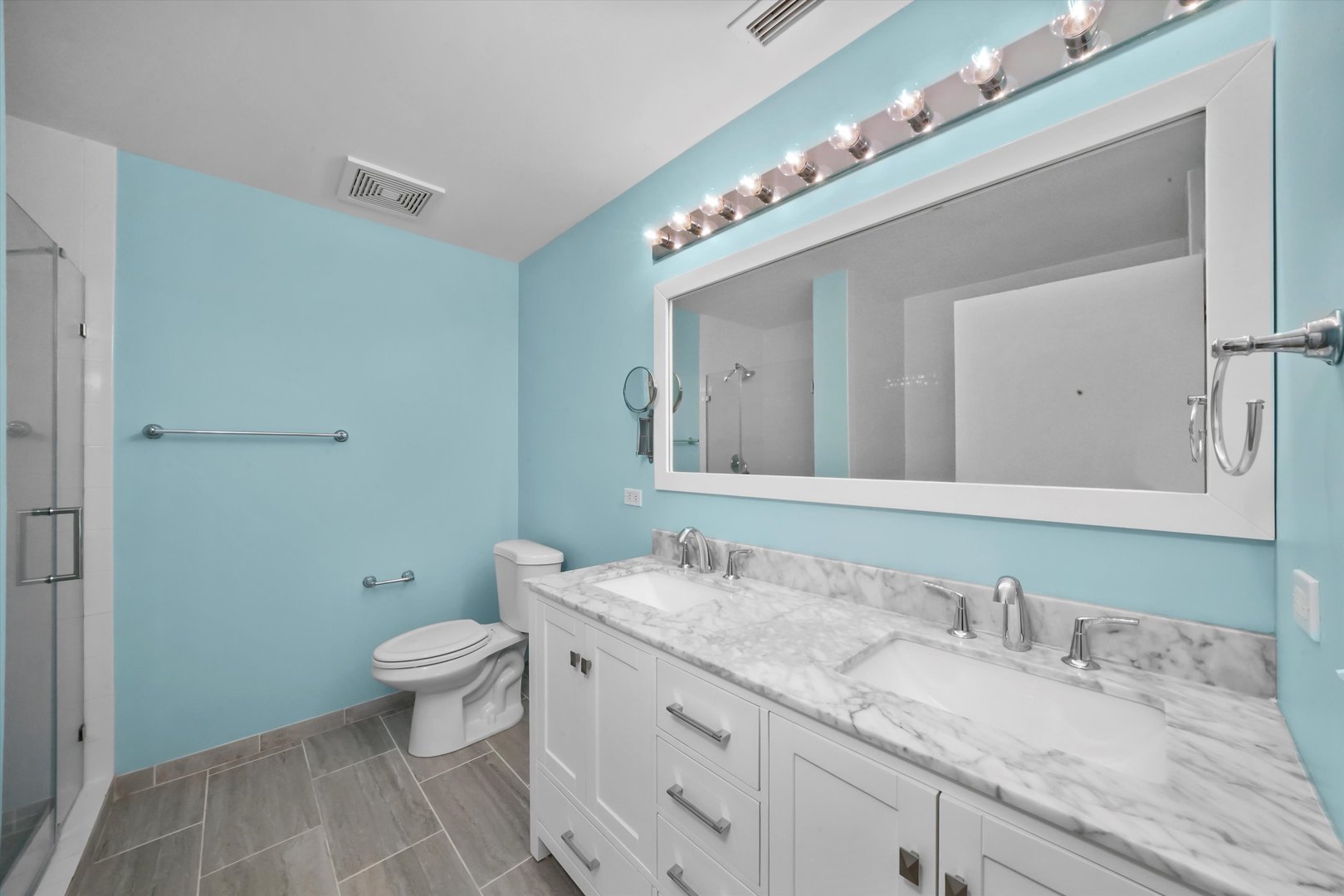 111 S MORGAN Street Unit: 307