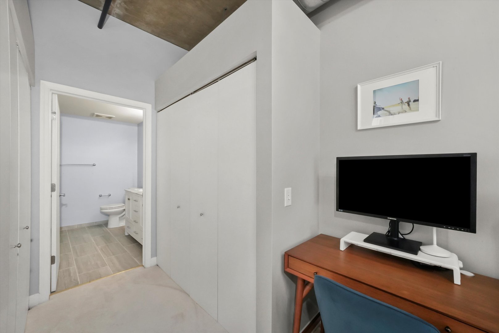 111 S MORGAN Street Unit: 307