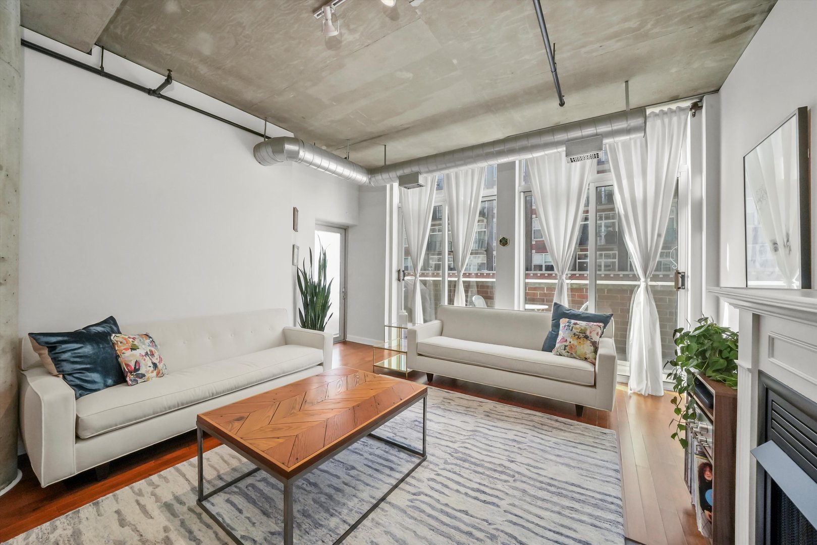 111 S MORGAN Street Unit: 307
