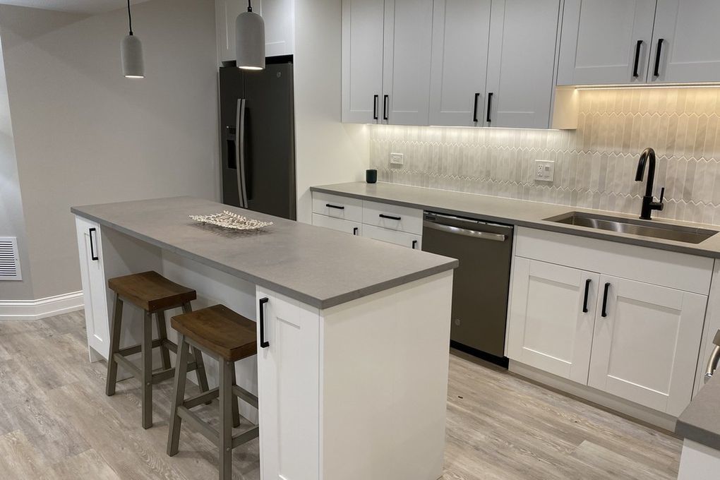 2243 N Seminary Avenue Unit: G