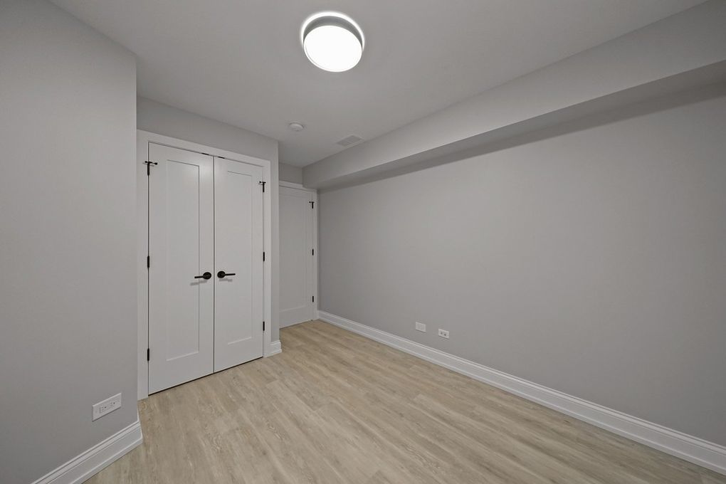 2243 N Seminary Avenue Unit: G